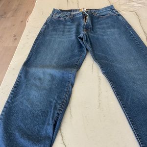 Lucky Jeans 32” Waist Like New